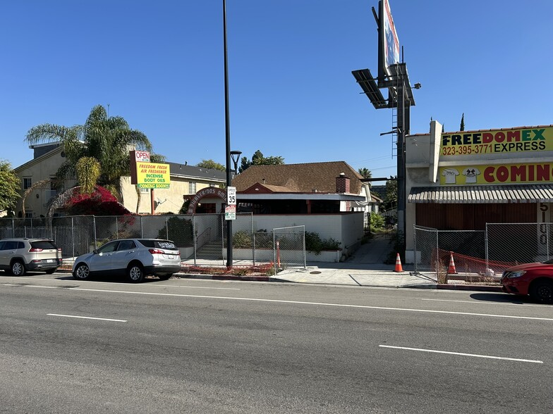 More Photos Of 5026 Crenshaw Blvd, Los Angeles Restaurant For Sale