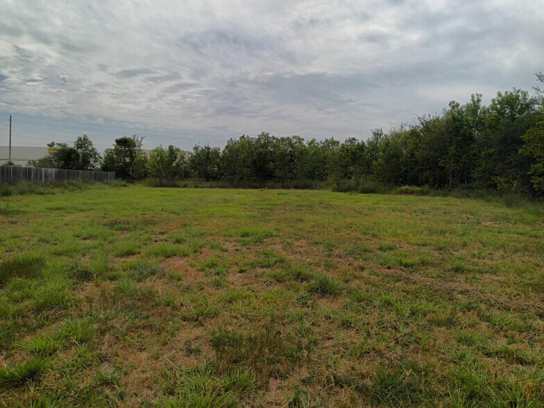 More Photos Of 3790 E Highway 6, Alvin Distribution For Sale