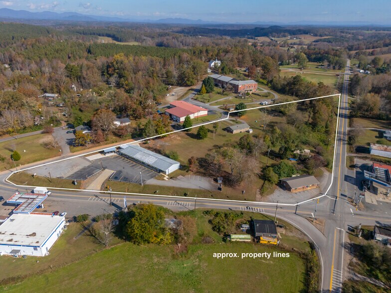 More Photos Of Intersection of NC 9 & 108 hwy, Mill Spring Freestanding For Sale