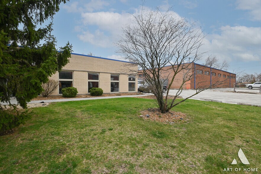 More Photos Of 1021 Maryland Ave, Dolton Manufacturing For Sale