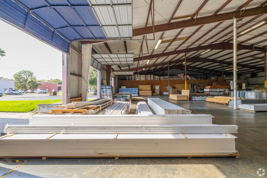 More Photos Of 7818 Depot Ln, Tampa Warehouse For Lease