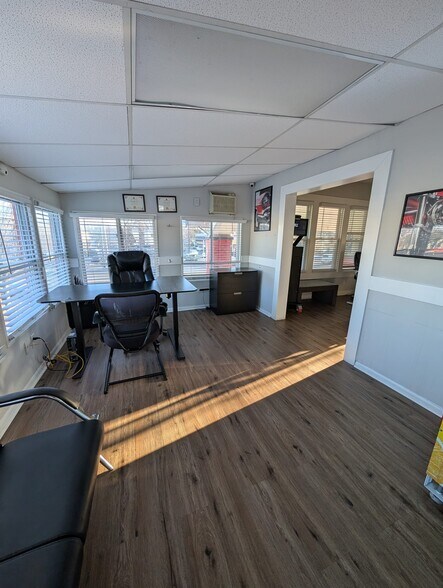 More Photos Of 4104 Bladensburg Rd, Brentwood Freestanding For Lease