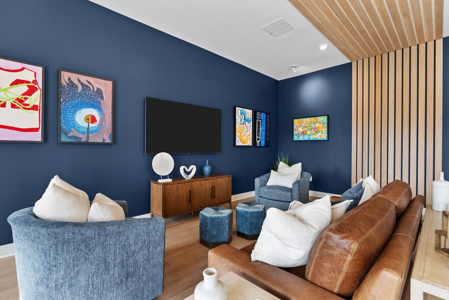 More Photos Of 451 Church St, Norfolk Apartments For Lease