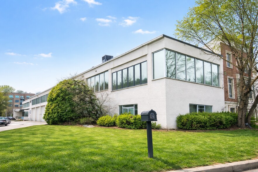 More Photos Of 41 Hudson View Way, Tarrytown Office For Lease