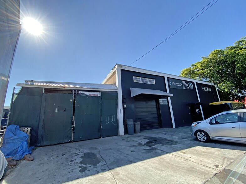More Photos Of 5571 NW 84th Ave, Miami Warehouse For Sale