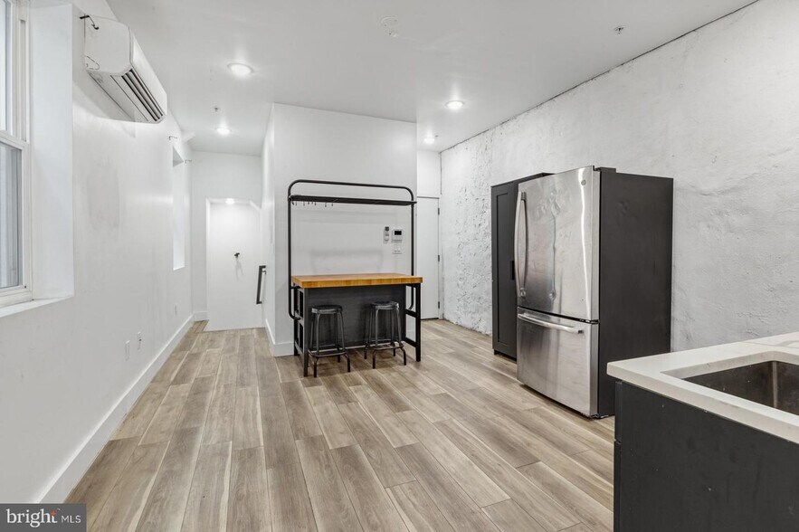 More Photos Of 1153 N Front St, Philadelphia Multifamily For Sale