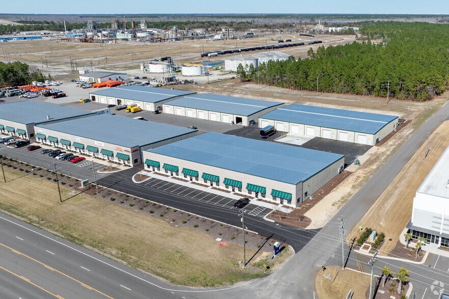 More Photos Of 4270 US Highway 421 Hwy N, Wilmington Unknown For Lease