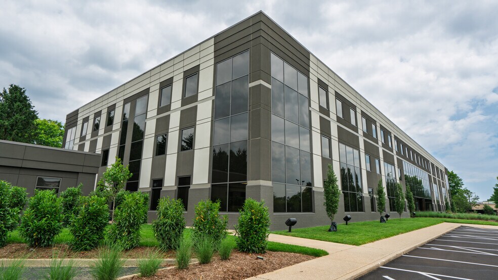 More Photos Of 9931 Corporate Campus Dr, Louisville Office For Sale