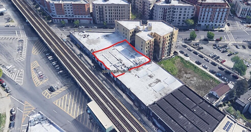 More Photos Of 2020 White Plains Rd, Bronx Storefront Retail Office For Sale