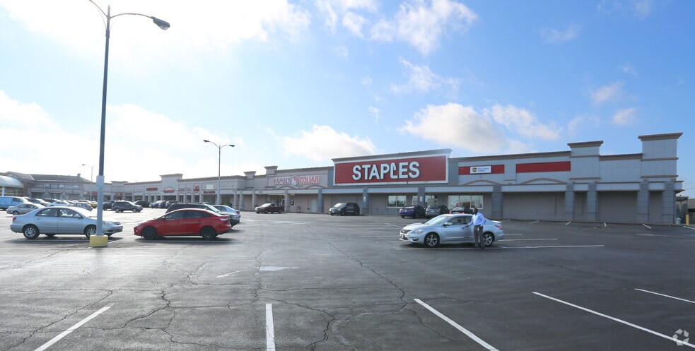 More Photos Of 7933-7963 Annapolis Rd, Lanham Freestanding For Sale