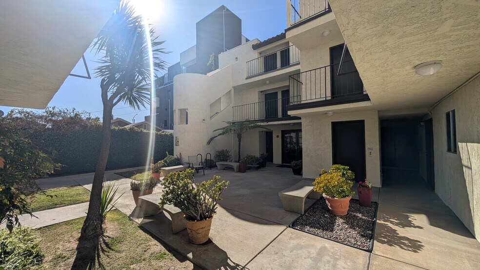 More Photos Of 4226 Utah St, San Diego Apartments For Sale