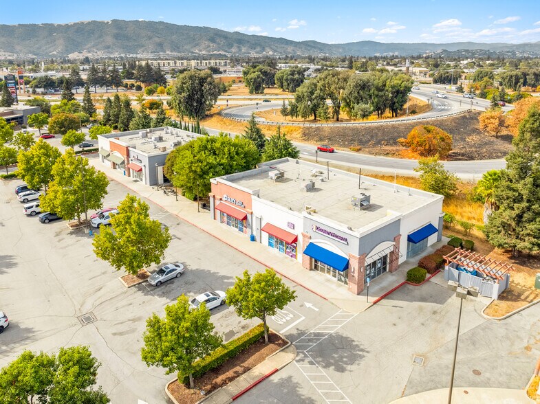 More Photos Of 6905 Camino Arroyo, Gilroy General Retail For Sale