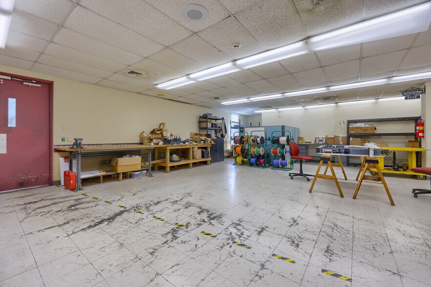 More Photos Of 625 Spring St, Wyomissing Office For Sale