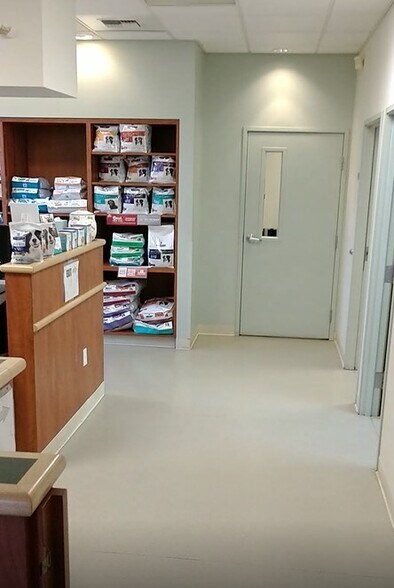 More Photos Of 721 N Keys Rd, Yakima Medical For Sale