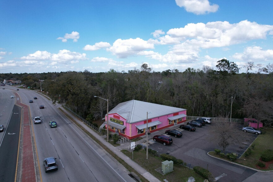 More Photos Of 3501 SW 34th St, Gainesville Freestanding For Lease