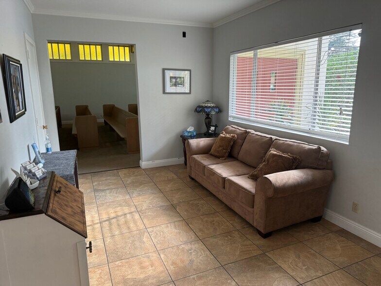 More Photos Of 600 Central Ave, Fillmore Funeral Home For Sale