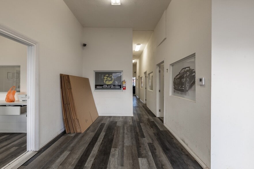 More Photos Of 19739-19749 Sherman Way, Canoga Park Storefront For Sale