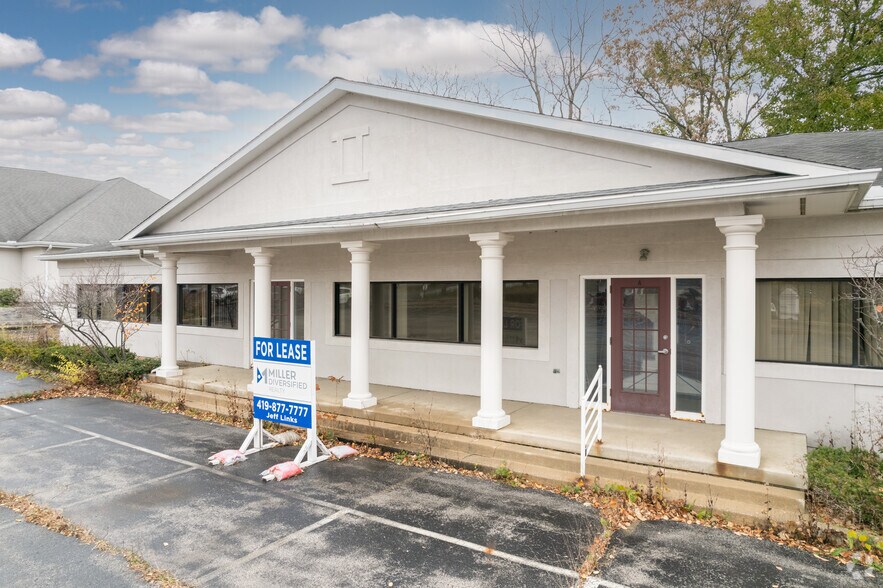 More Photos Of 6711 Monroe St, Sylvania Office For Sale