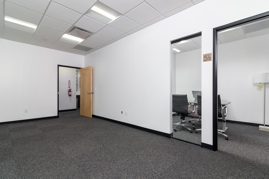 More Photos Of 6803 E Main St, Scottsdale Apartments For Sale