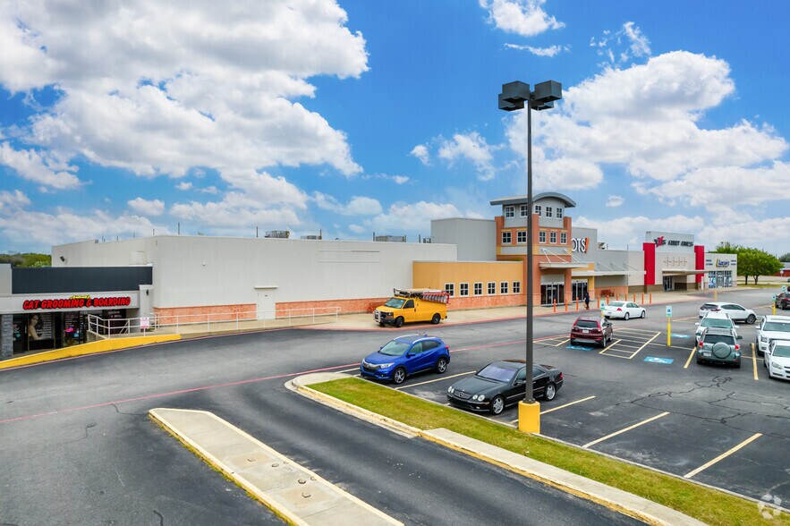 More Photos Of 5000 Main St, The Colony Unknown For Lease