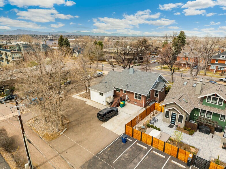 More Photos Of 1890 W Littleton Blvd, Littleton Office For Sale