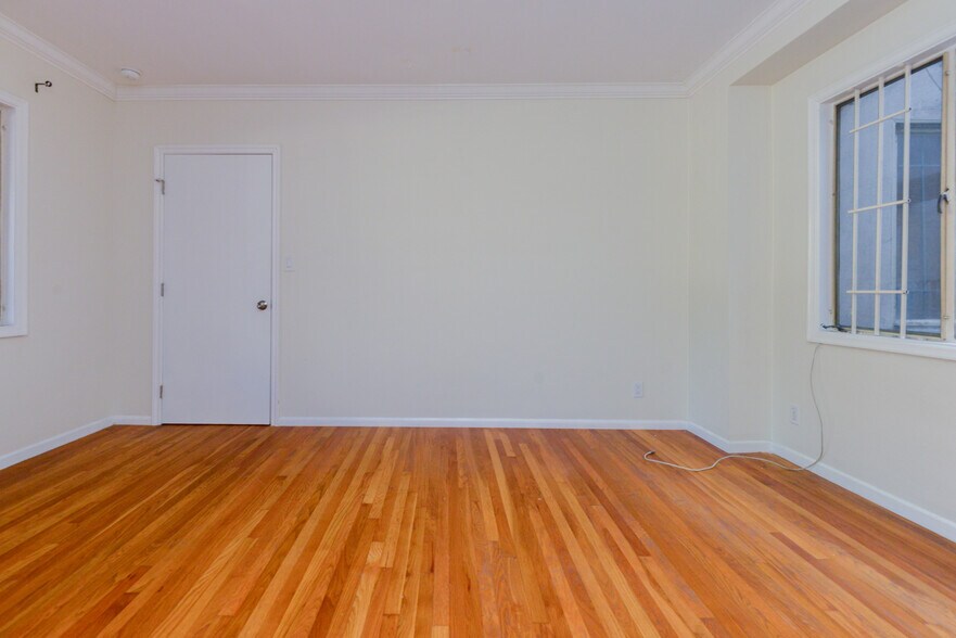 More Photos Of 3520-3530 W 5th St, Los Angeles Apartments For Sale