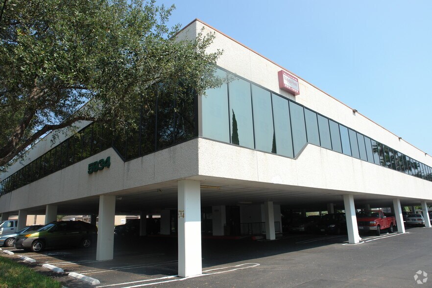 Primary Photo Of 5934 S Staples St, Corpus Christi Office For Lease