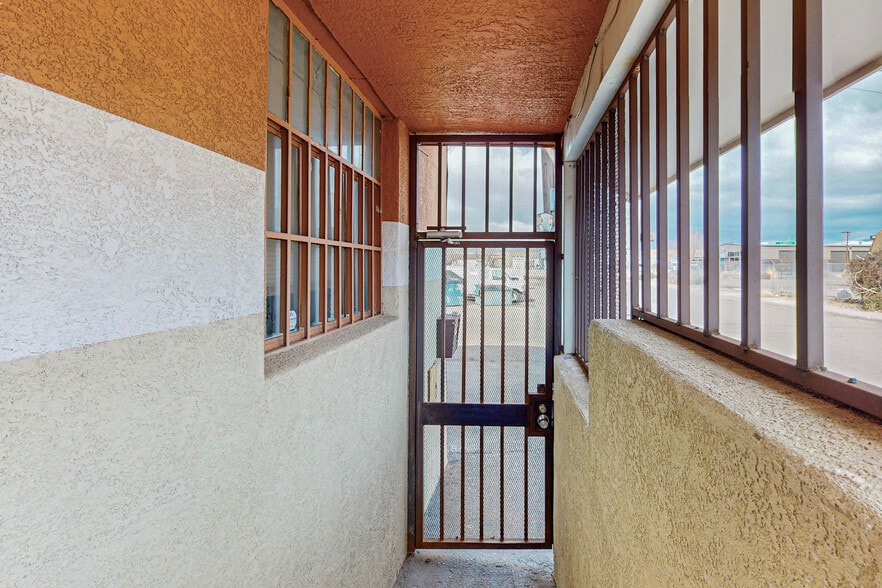 More Photos Of 1823 Commercial St NE, Albuquerque Warehouse For Sale