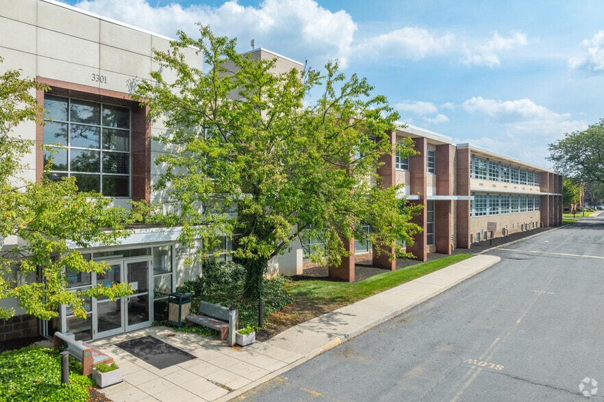 More Photos Of 3301 N Front St, Harrisburg Office For Sale