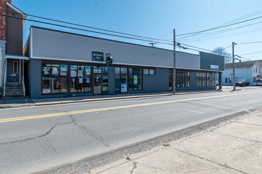 Primary Photo Of 441-445 Main St, Pittston Office For Lease