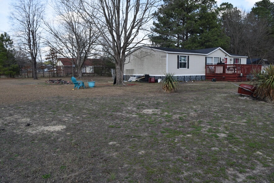 More Photos Of 1524 Seabrook School Rd, Fayetteville Multifamily For Sale