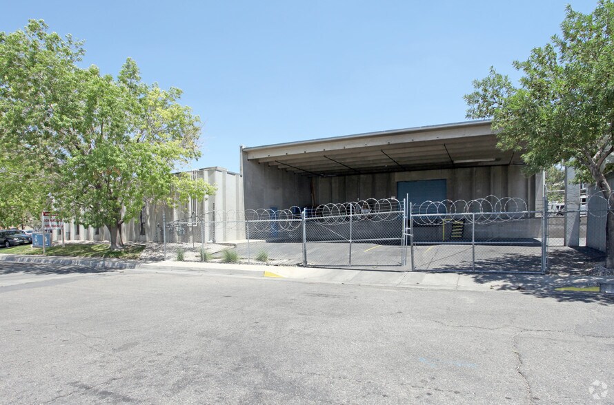 More Photos Of 1920 Columbia Dr SE, Albuquerque Warehouse For Lease
