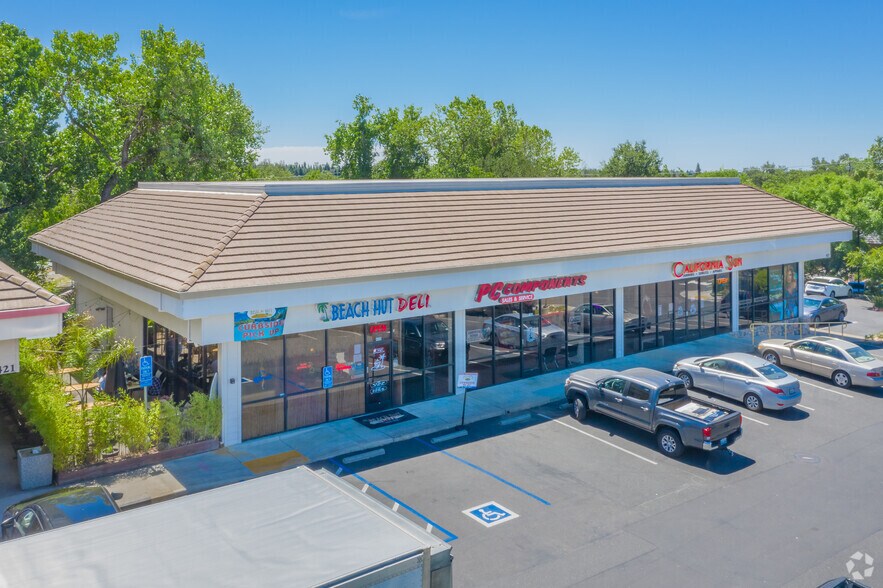 More Photos Of 411 Blue Ravine Rd, Folsom General Retail For Lease