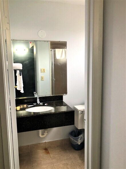 More Photos Of 1709 W Historic Highway 66, Gallup Hospitality For Sale