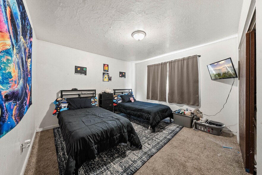 More Photos Of 4584 S Terrace Ave, Lakeport Apartments For Sale