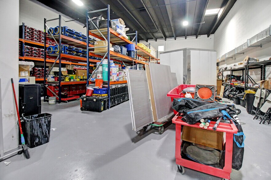 More Photos Of 9000 NW 15th St, Doral Warehouse For Sale