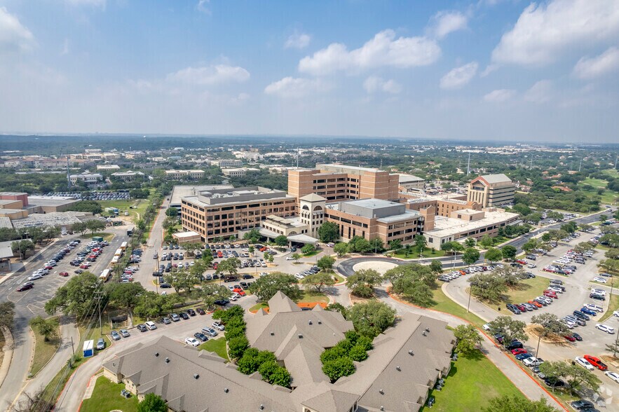 More Photos Of 502 Madison Oak Dr, San Antonio Medical For Lease