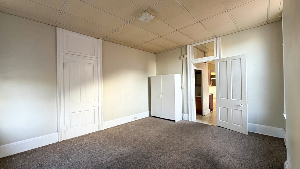 More Photos Of 24 E University Ave, Cincinnati Apartments For Sale