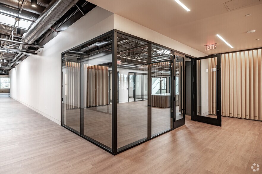 More Photos Of 200 E Baker St, Costa Mesa Loft Creative Space For Sale