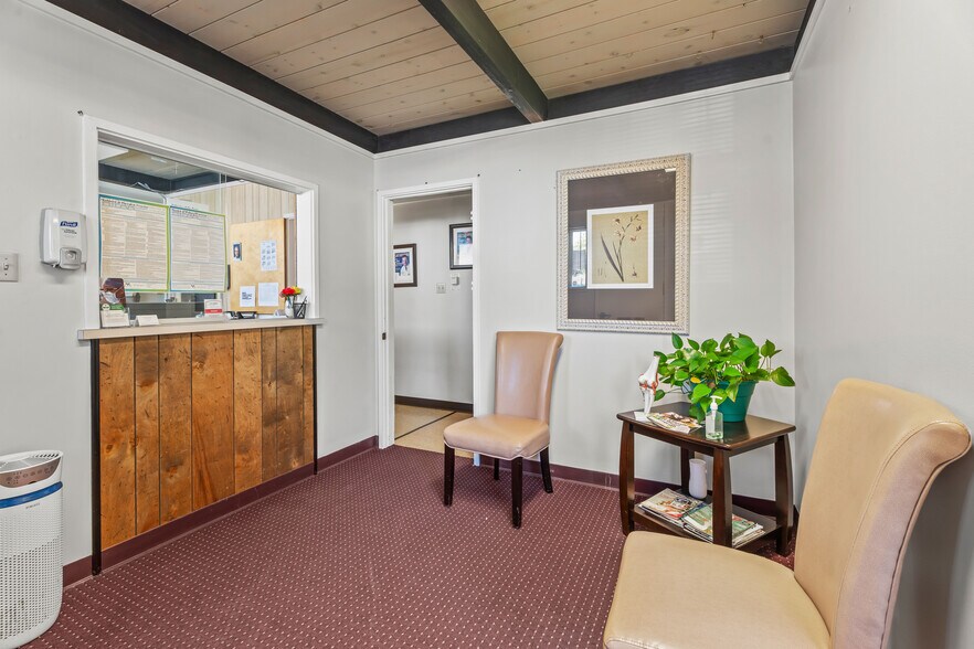 More Photos Of , Ukiah Office For Sale