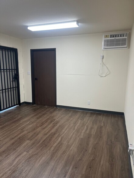 More Photos Of 2535 Merced Ave, South El Monte Warehouse For Lease