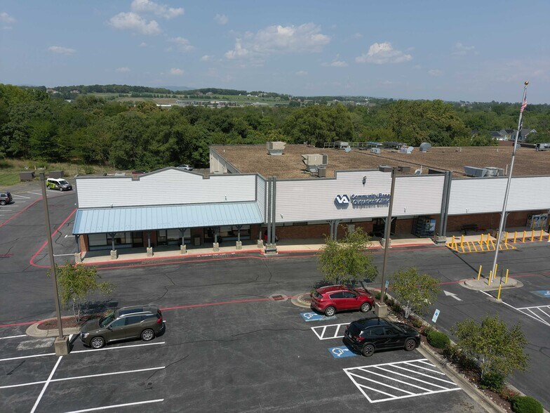 More Photos Of 1721-1765 S High St, Harrisonburg Storefront For Sale