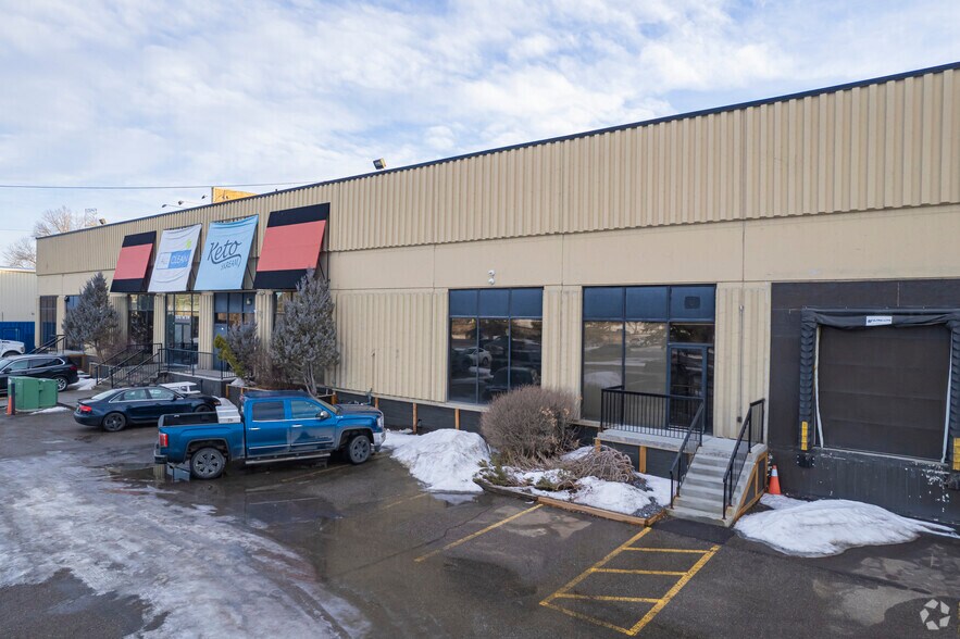 More Photos Of 5310 1st St SW, Calgary Warehouse For Lease