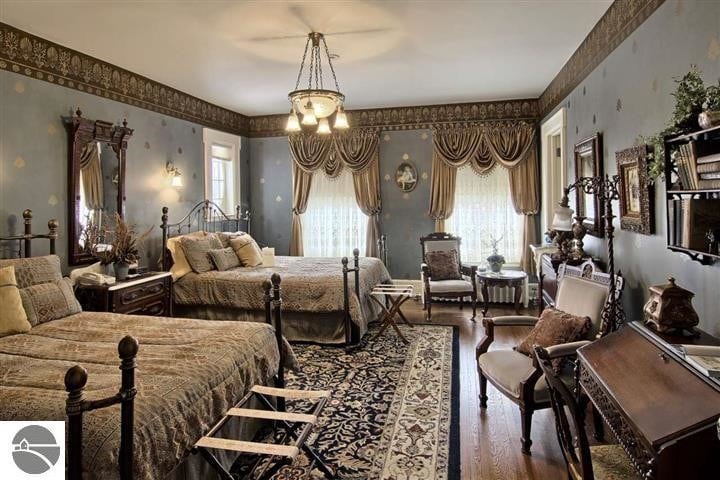 More Photos Of 230 Wellington St, Traverse City Hospitality For Sale