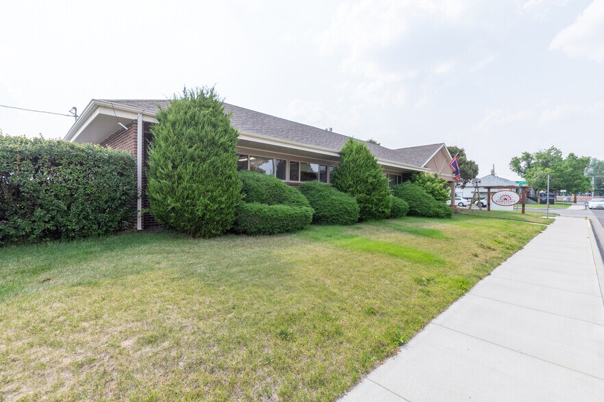 More Photos Of 2120 Logan Ave, Cheyenne Healthcare For Sale