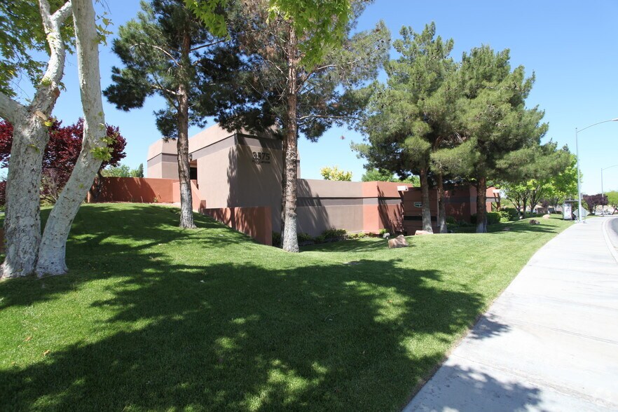 More Photos Of 3575 Pecos Mcleod Rd, Las Vegas Medical For Sale