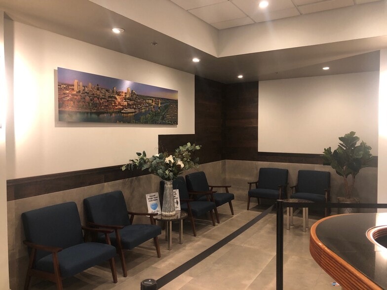 More Photos Of 1025 Creekside Ridge Dr, Roseville Office For Sale