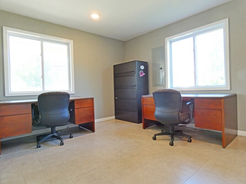 More Photos Of 396 N Main St, Barnegat Office For Sale