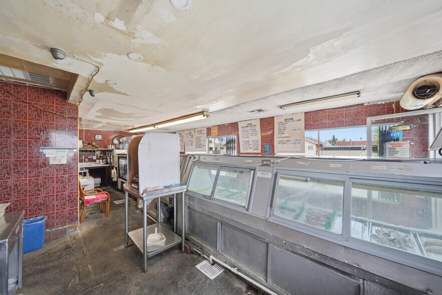 More Photos Of , Los Angeles Unknown For Sale