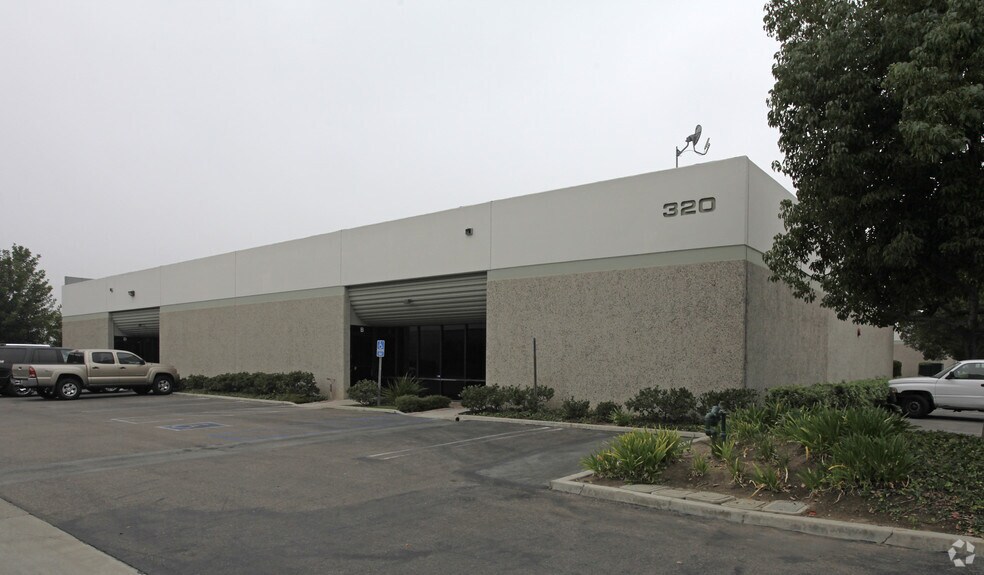 More Photos Of 370 N Palm St, Brea Unknown For Lease